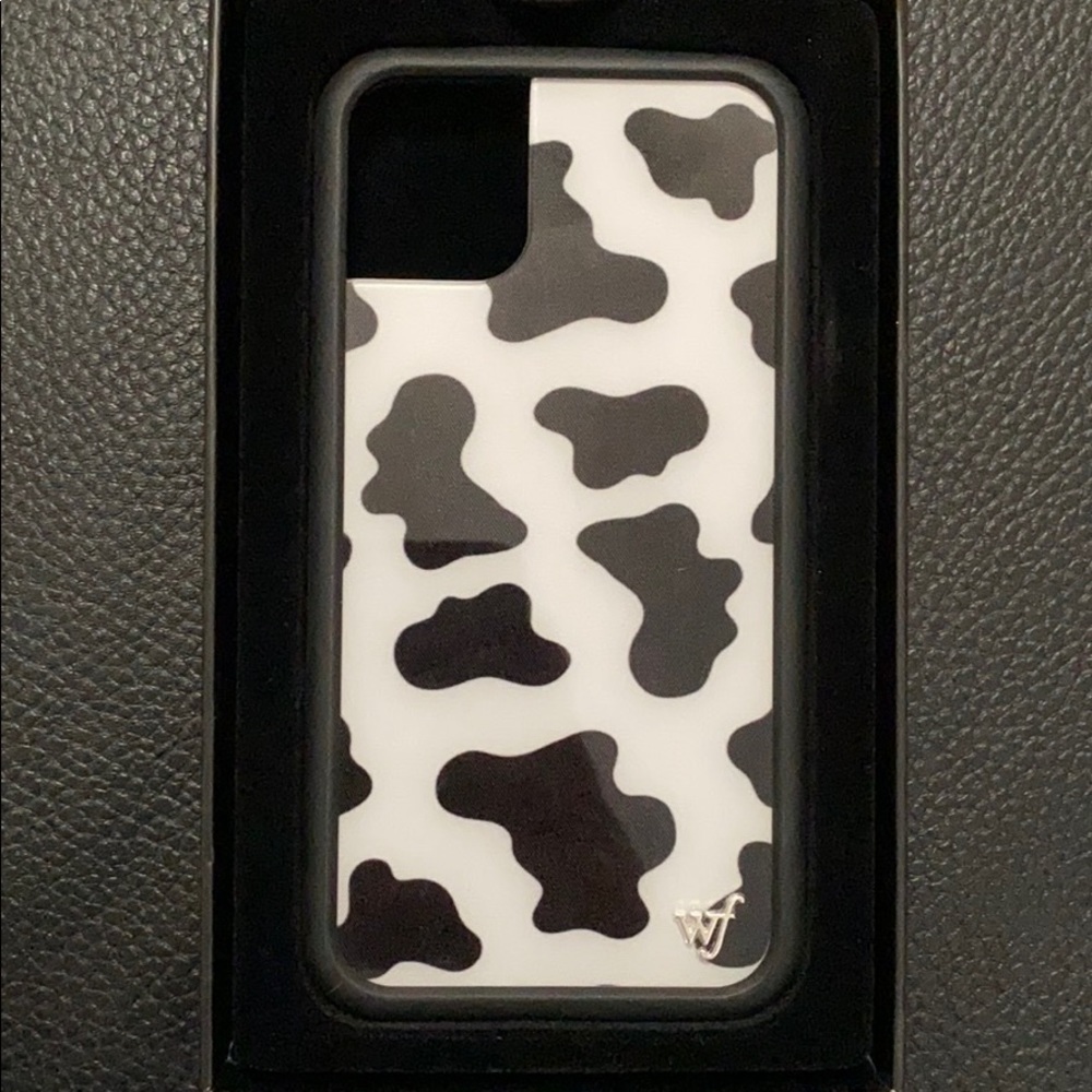 Cow print iphone 11 case